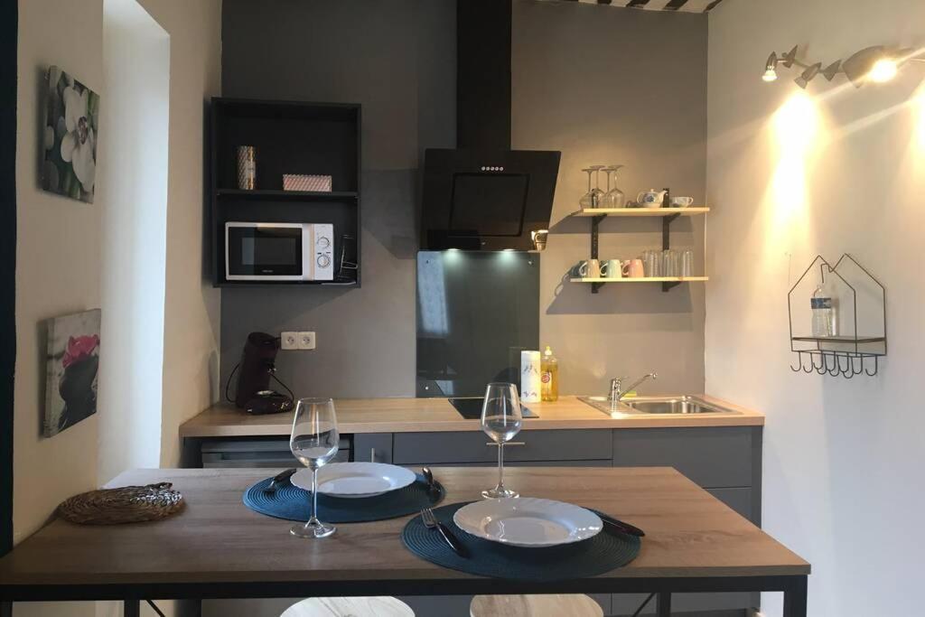 De Charme Le Clos De L'etang + Place De Parking Apartment L'Isle-sur-la-Sorgue